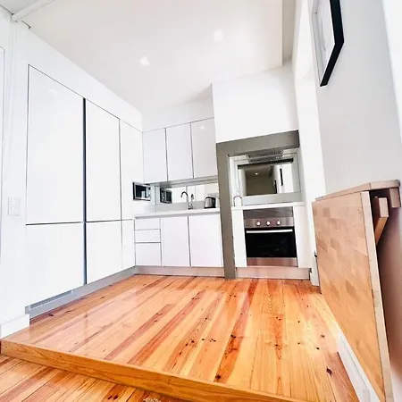 The Saraiva House - No 1e - Beautiful Two-bedroom *